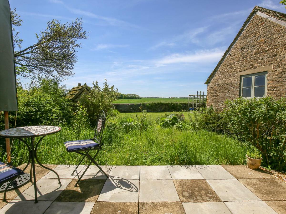 The Lodge At Mortons Malmesbury Extérieur photo
